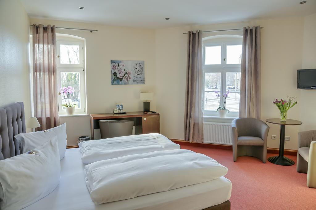 3 Sterne Hotel Frankfurt-Oder Zur Alten Oder Frankfurt  Bilik gambar